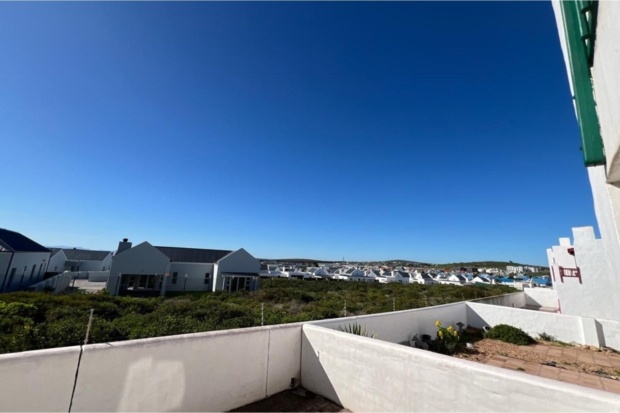 To Let 5 Bedroom Property for Rent in Apollo Ridge Western Cape